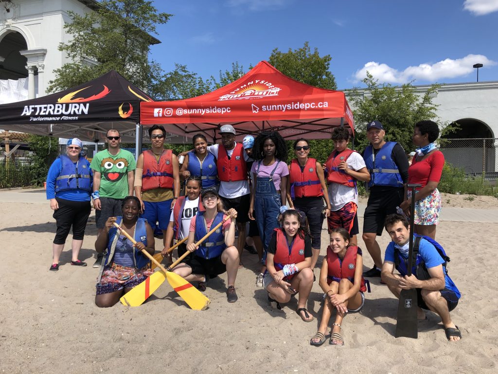 dragon boat group