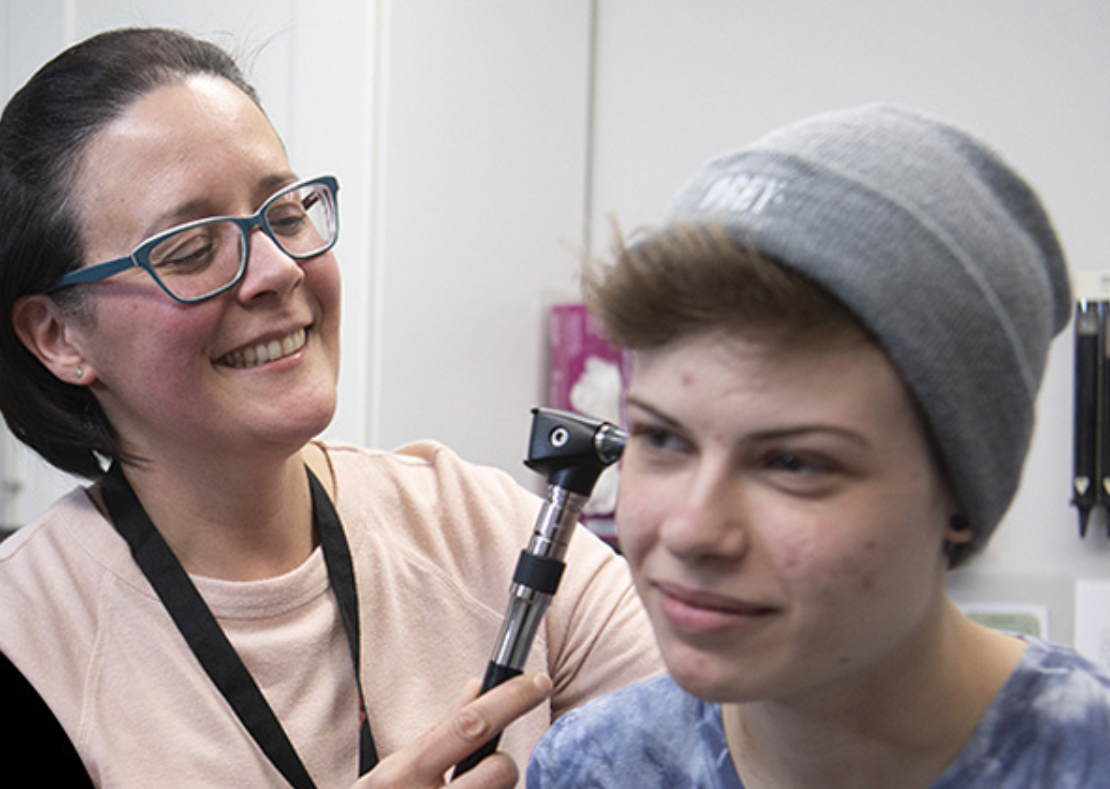 Image of youth receiving medical care through YSM Evergreen Centre for Street-Involved Youth